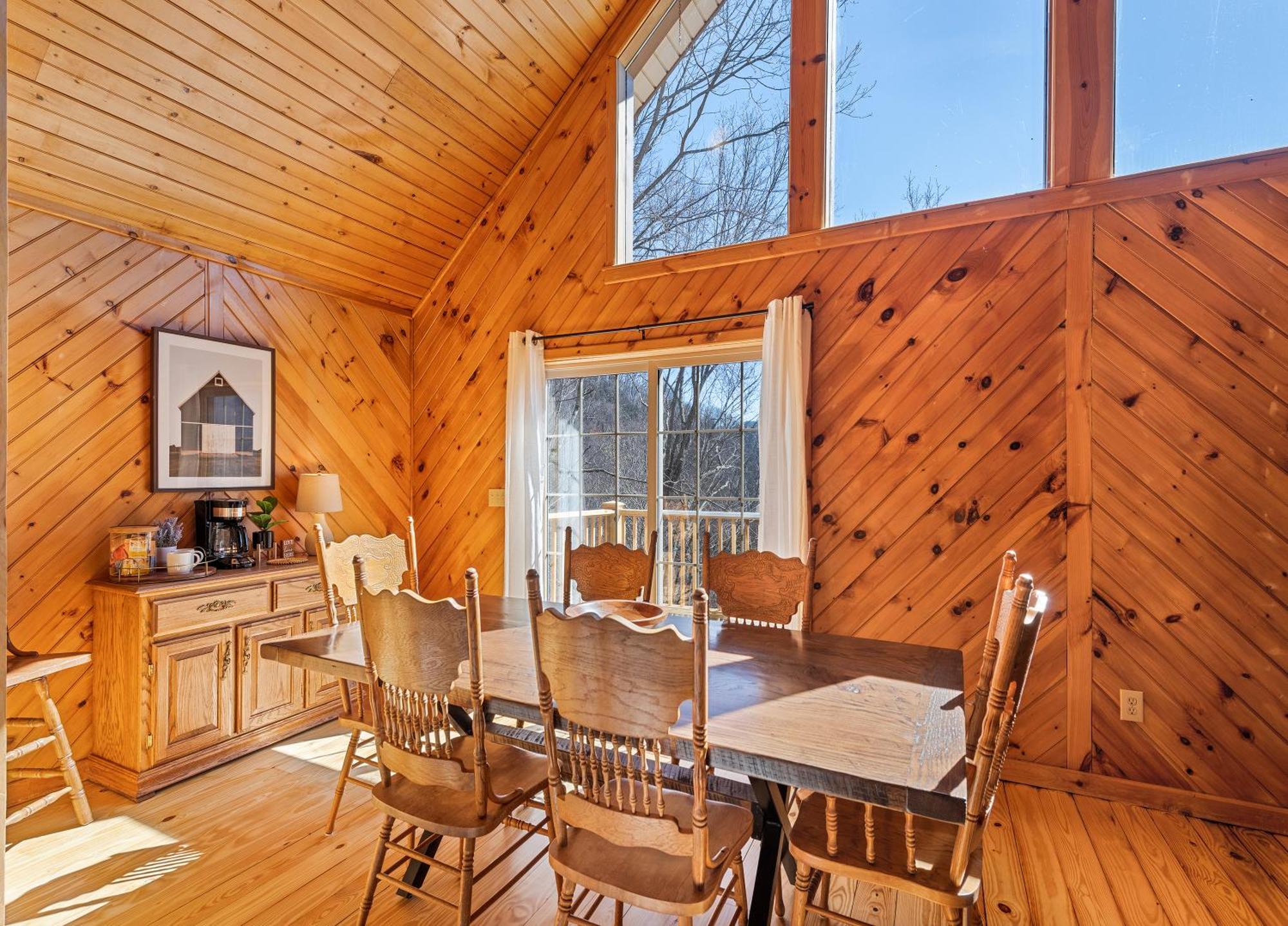Maggie Valley Cabin With Beautiful Mountain Views, Hottub, Pet Friendly, Gameroom, Fireplace エクステリア 写真