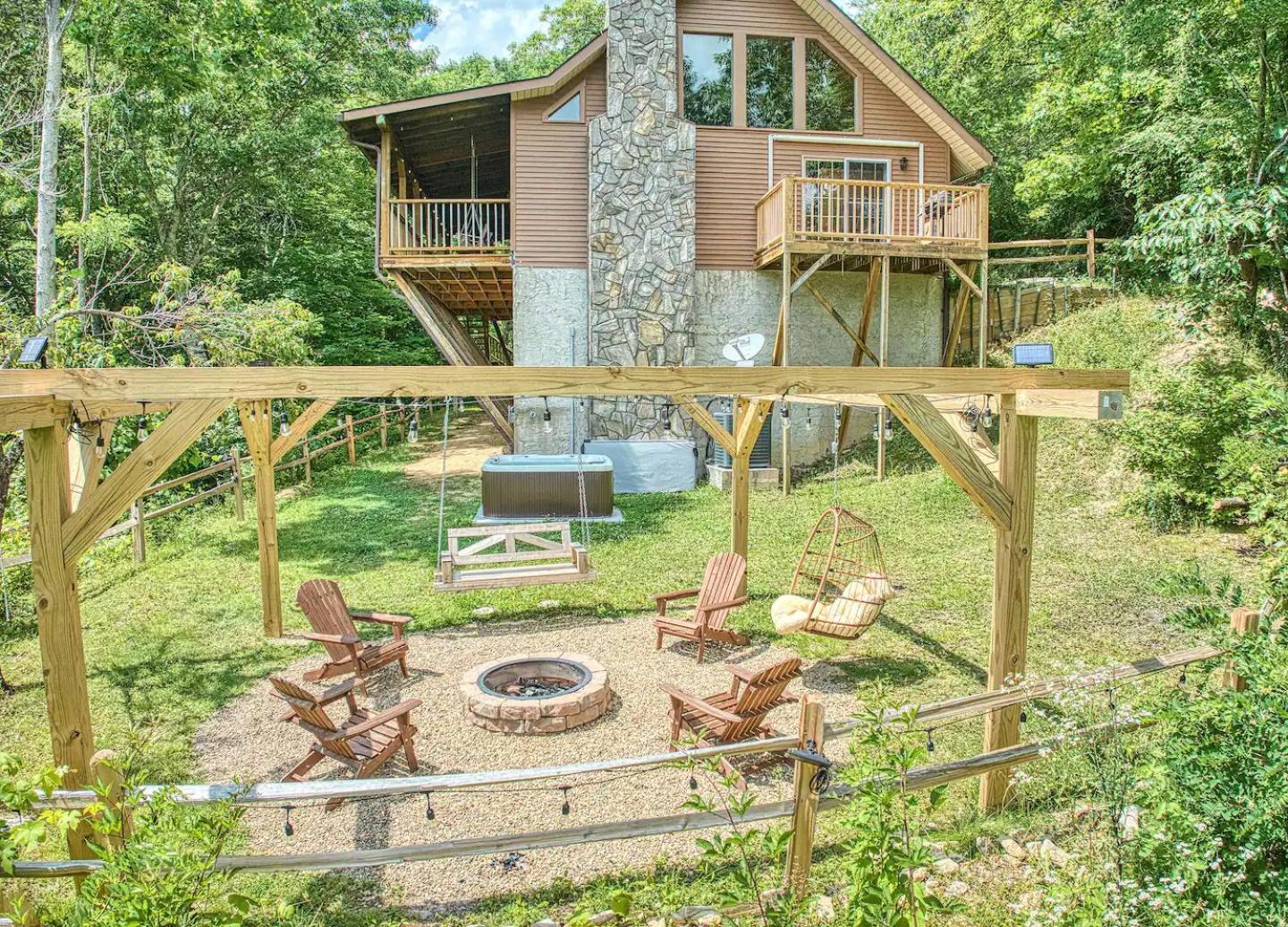 Maggie Valley Cabin With Beautiful Mountain Views, Hottub, Pet Friendly, Gameroom, Fireplace エクステリア 写真